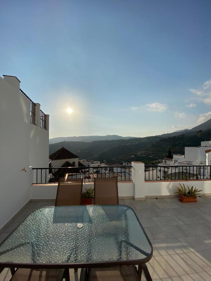 Casa Con Vistas 2 Apartment Фригиляна Екстериор снимка